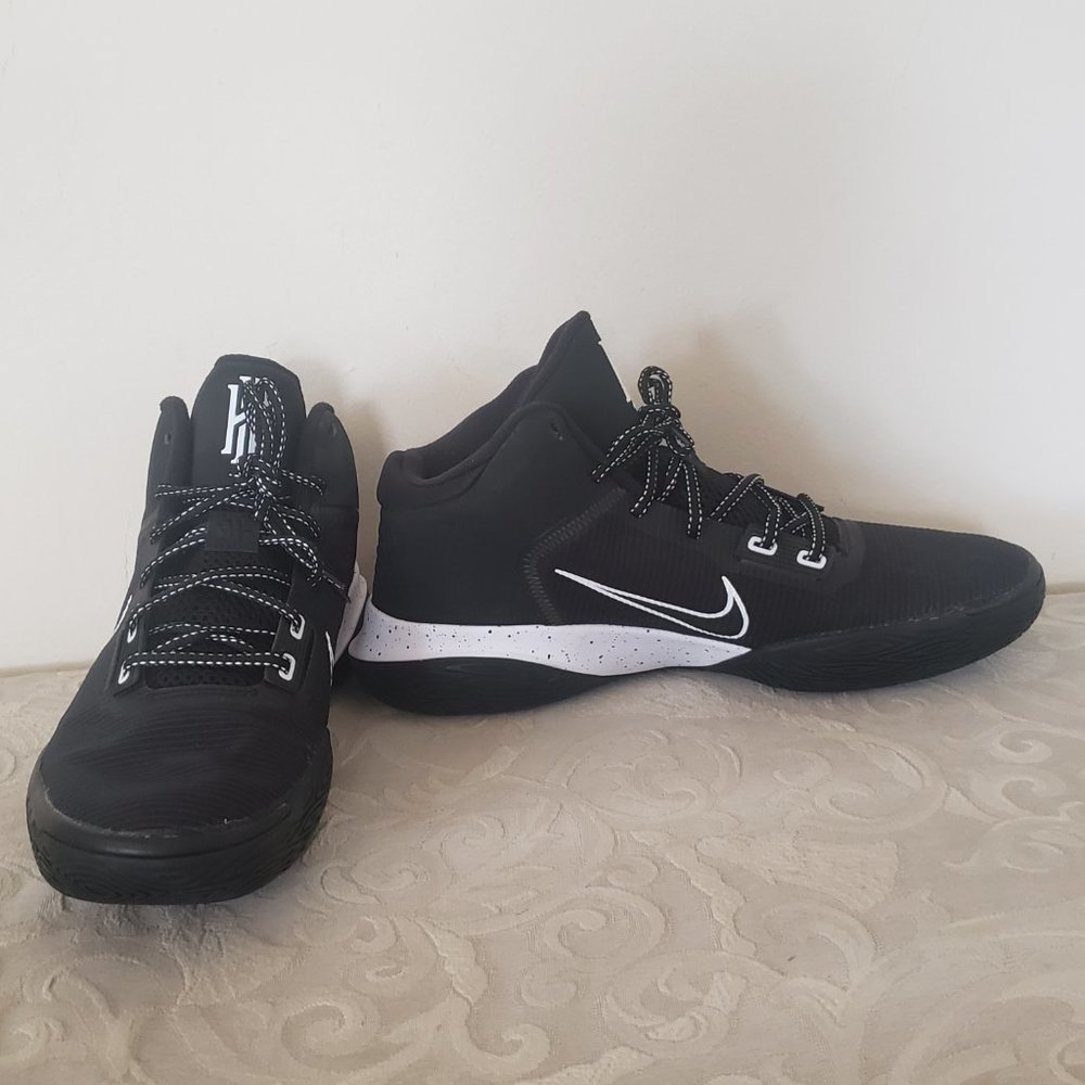 kyrie flytrap iv - Picture 2 of 3